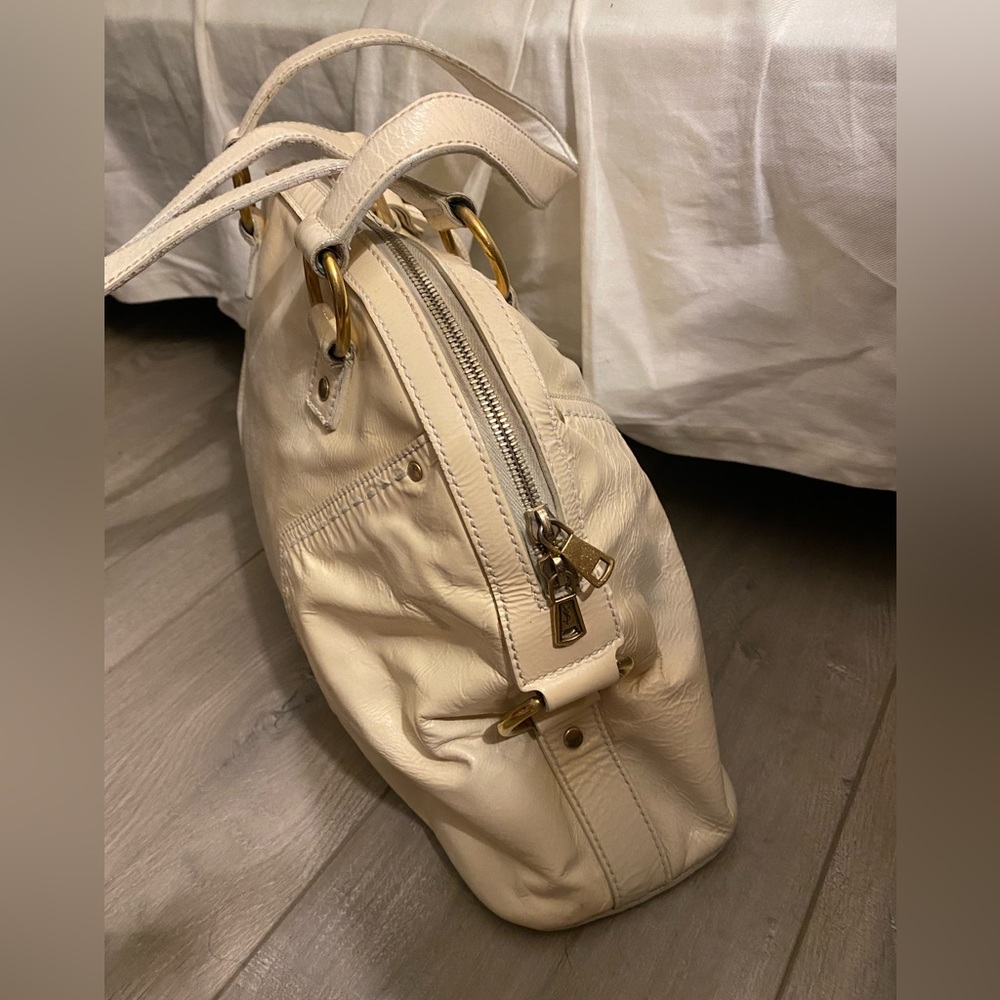 Yves Saint Laurent Muse Two Purse - Picture 5 of 13